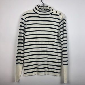 🆕 J Crew Pull Over Turtleneck Sweater 💗💗